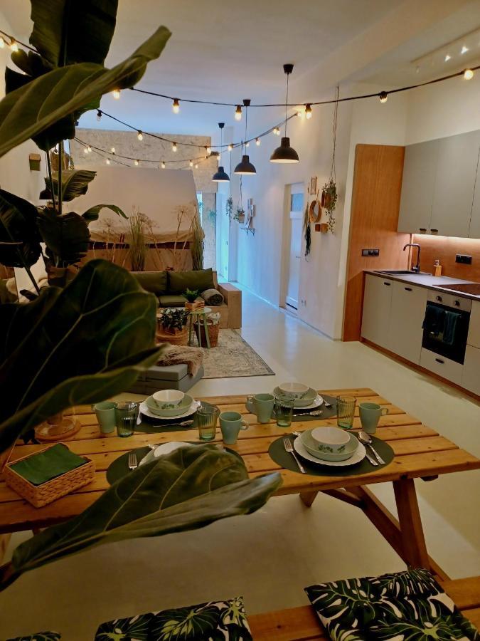 شقة لاهاي  في 75M2 Indoor Glamping Scheveningen المظهر الخارجي الصورة