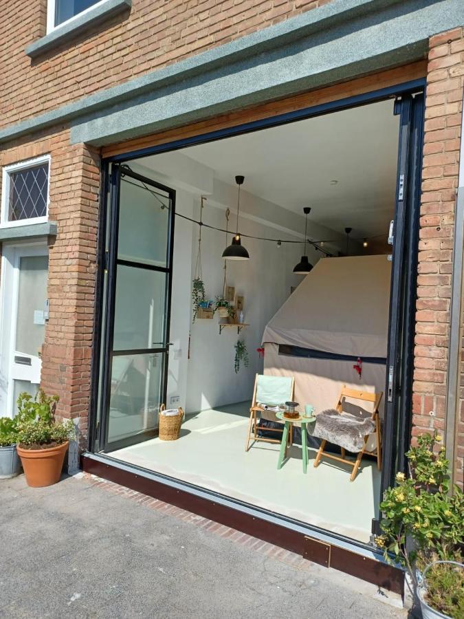 شقة لاهاي  في 75M2 Indoor Glamping Scheveningen المظهر الخارجي الصورة