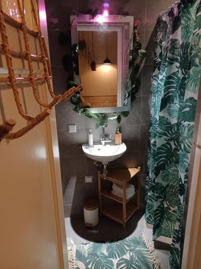 شقة لاهاي  في 75M2 Indoor Glamping Scheveningen المظهر الخارجي الصورة